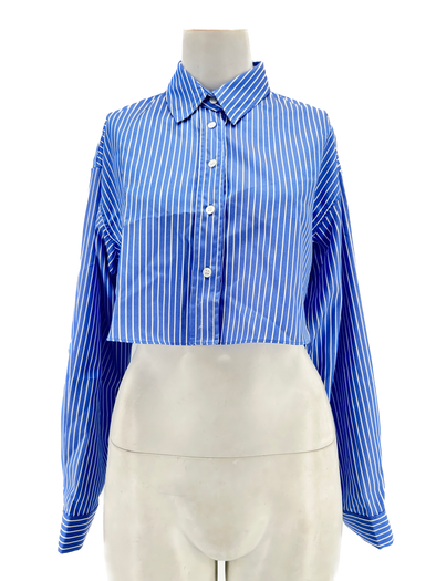 Chemise courte à rayures bleues et blanches