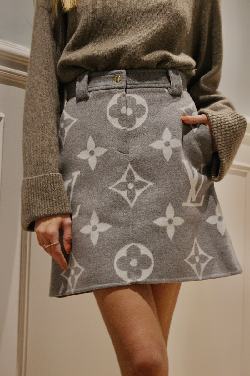 Mini jupe en laine Louis Vuitton Marron taille 36 FR en Laine