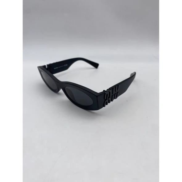 Lunettes de soleil noires