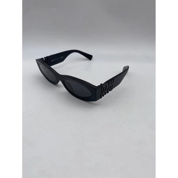 Lunettes de soleil noires