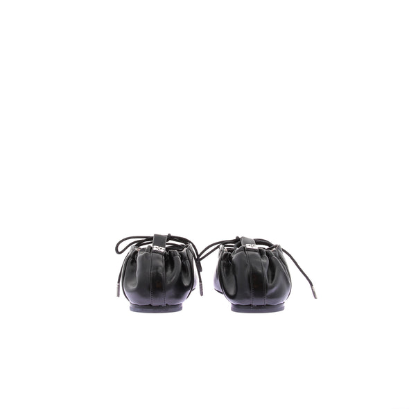 Ballerines à lacets