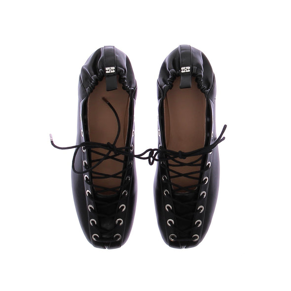 Ballerines à lacets