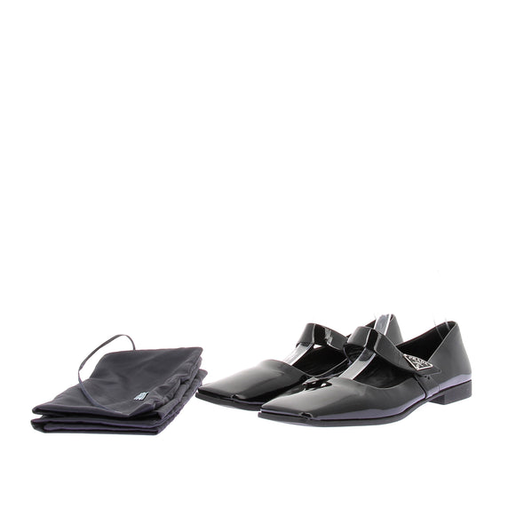 Ballerines en cuir verni