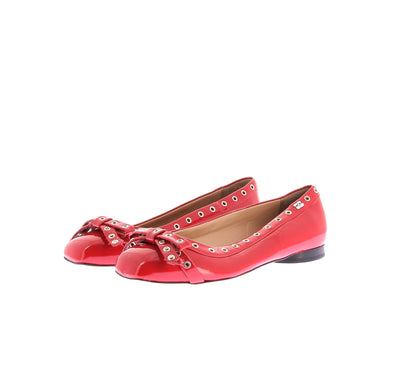 Ballerines rouges à oeillets
