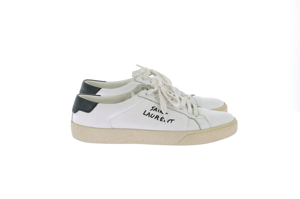 Baskets blanches