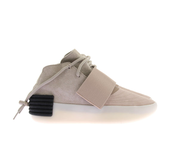 Baskets "Fear of God" athletic trainer
