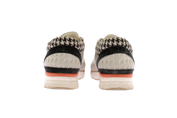 Baskets en tweed