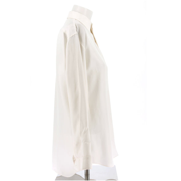 Chemise en soie blanche