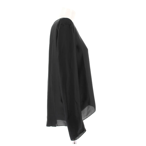 Blouse noire à manches longues