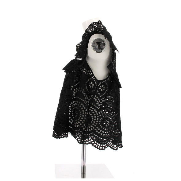 Blouse noire en dentelle