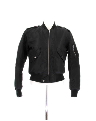 Bomber noir