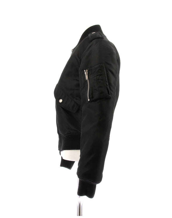 Bomber noir