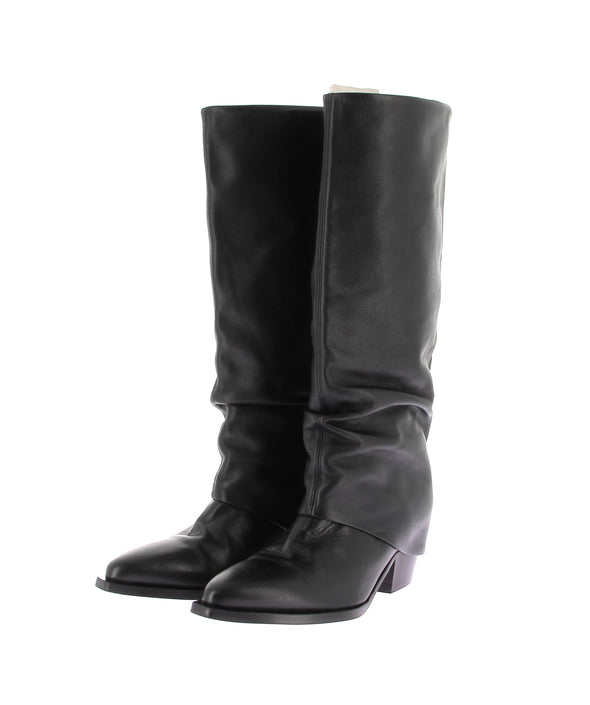 Bottes noires en cuir froissé