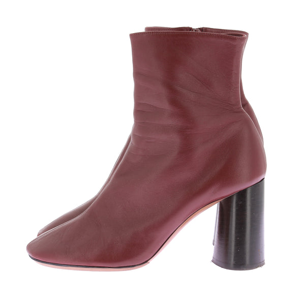 Bottines à talons bordeaux