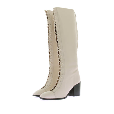 Bottes à lacets