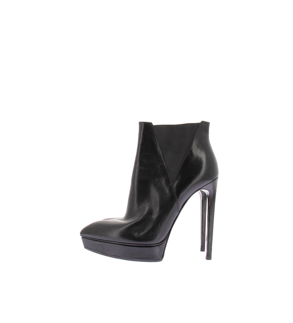 Bottines à talons en cuir
