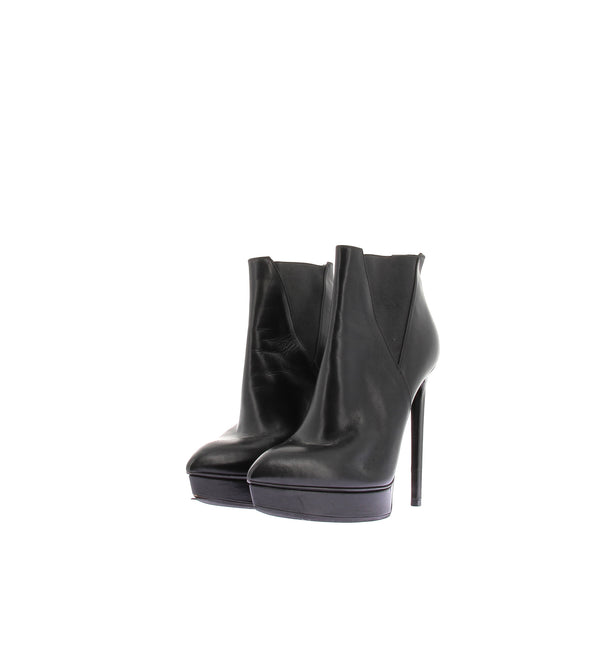 Bottines à talons en cuir