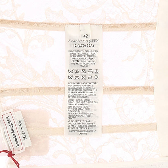 Corset en dentelle blanche