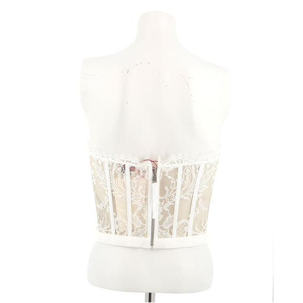 Corset en dentelle blanche