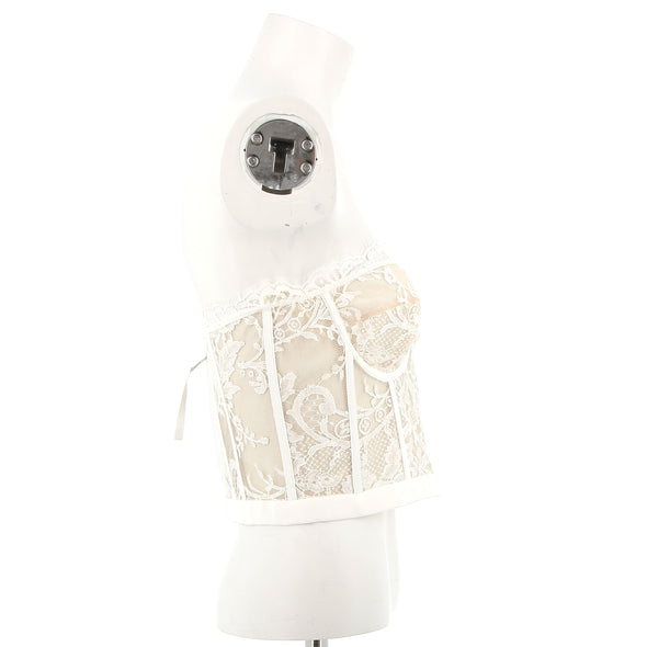 Corset en dentelle blanche