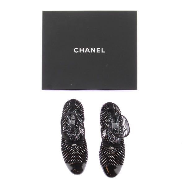 Bottines à talons en résille