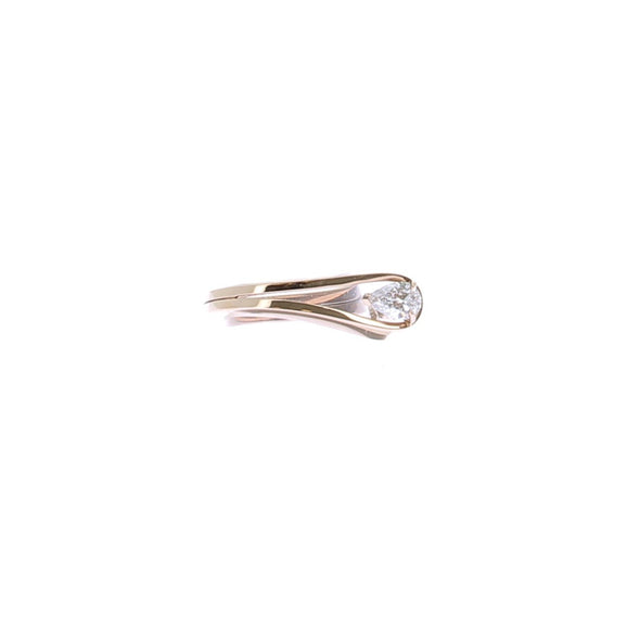 Bague en or rose et diamants