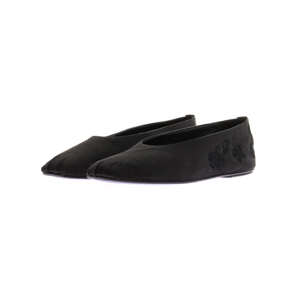 Ballerines noires brodées