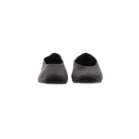 Ballerines noires brodées