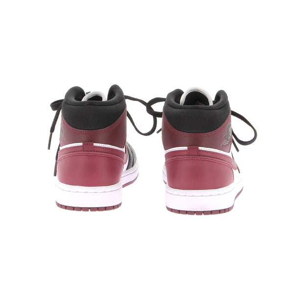 Baskets "Air Jordan 1 Mid Beetroot"