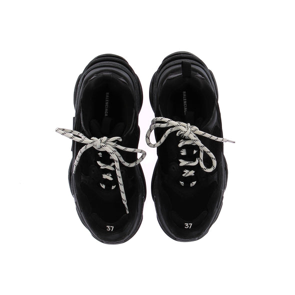 Basket noires "Triple S"