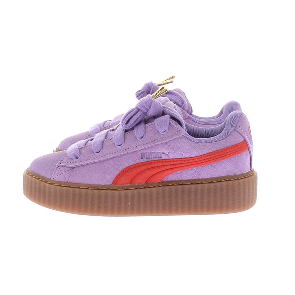 Baskets violettes