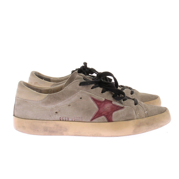 Baskets grises et rouges "Super-Star"