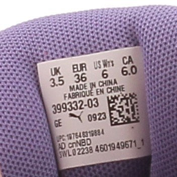 Baskets violettes