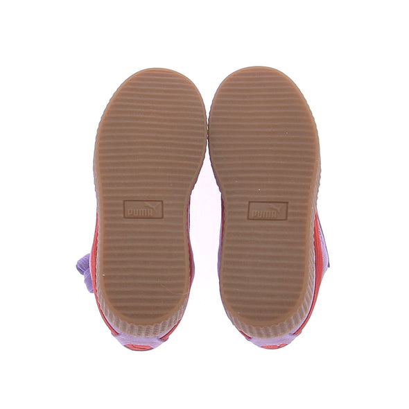 Baskets violettes