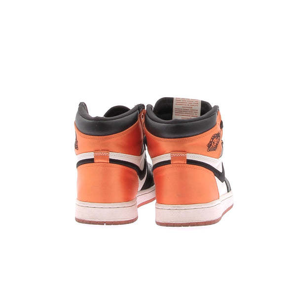 Baskets "Air Jordan 1 Satin Shattered Backboard"