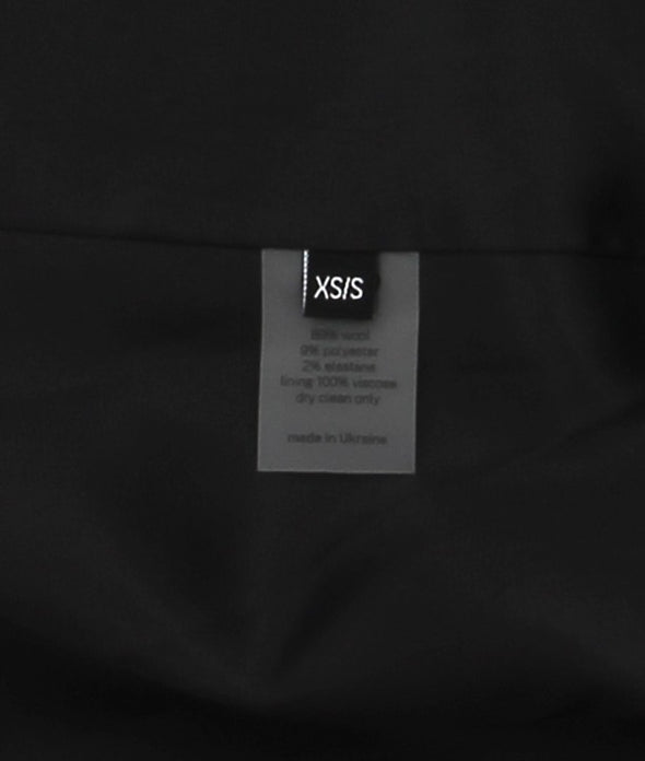 Blazer noir avec fleur doré