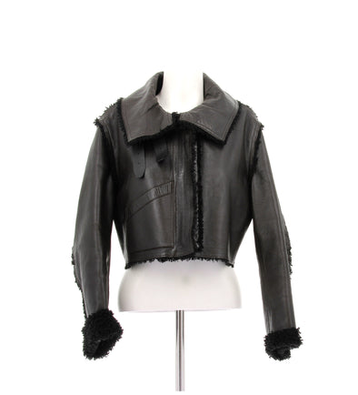 Blouson court en cuir marron