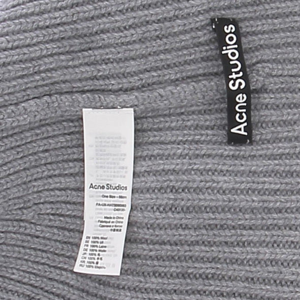 Bonnet en laine gris