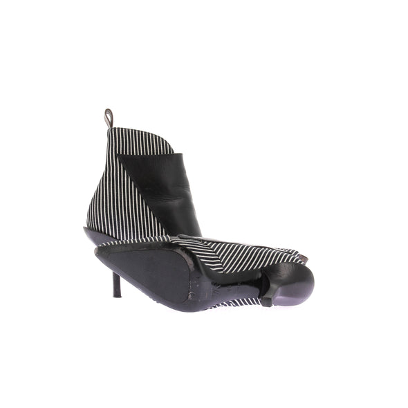 Bottines à talons rayées