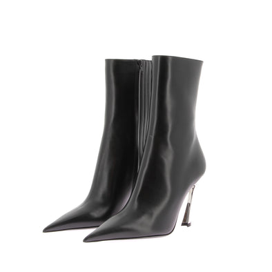 Bottines en cuir noir