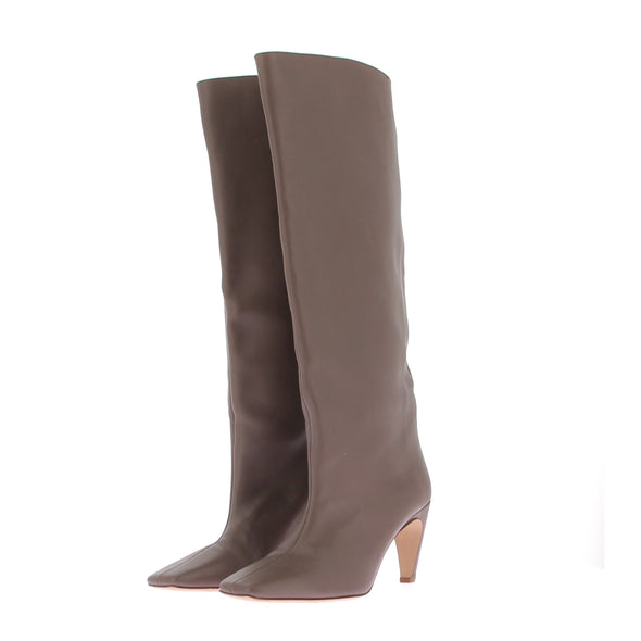 Bottes en cuir marron