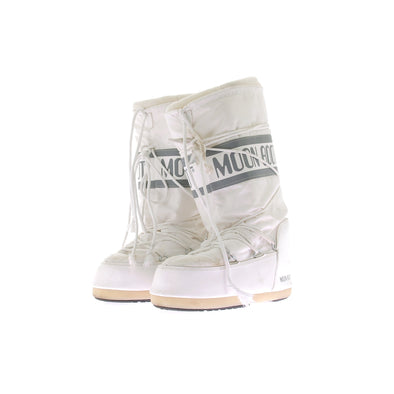 Moon Boots blanches