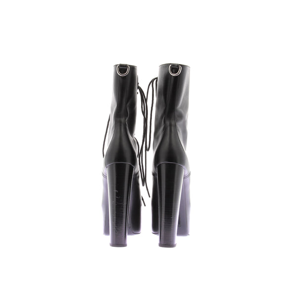 Bottines à talons en cuir