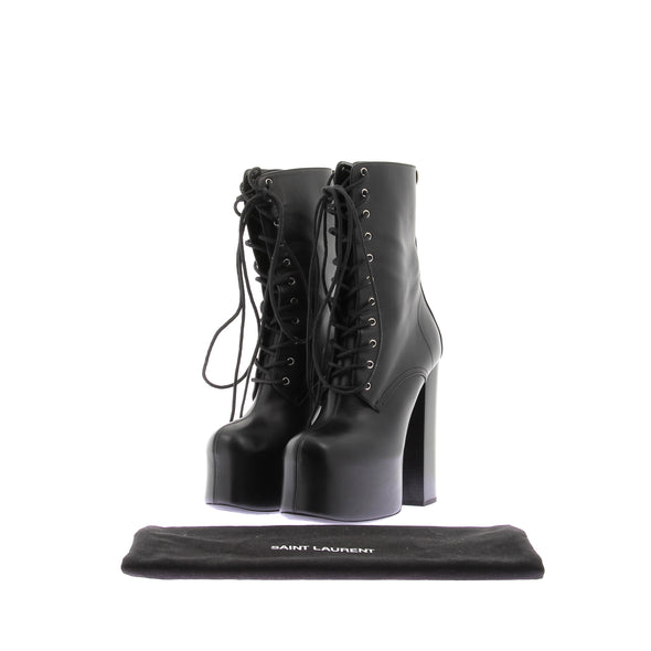 Bottines à talons en cuir