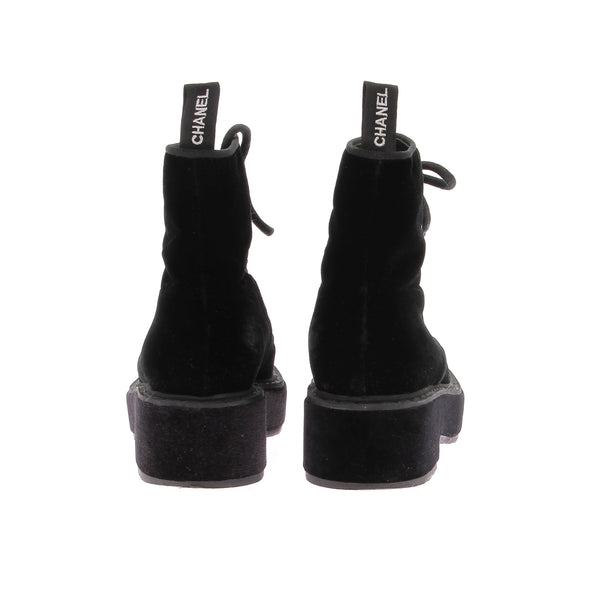 Bottines noires en velours