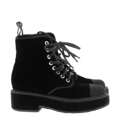 Bottines noires en velours