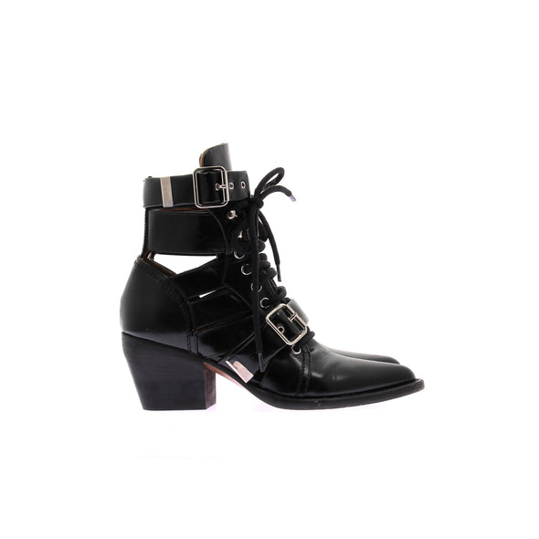 Bottine à talons noires