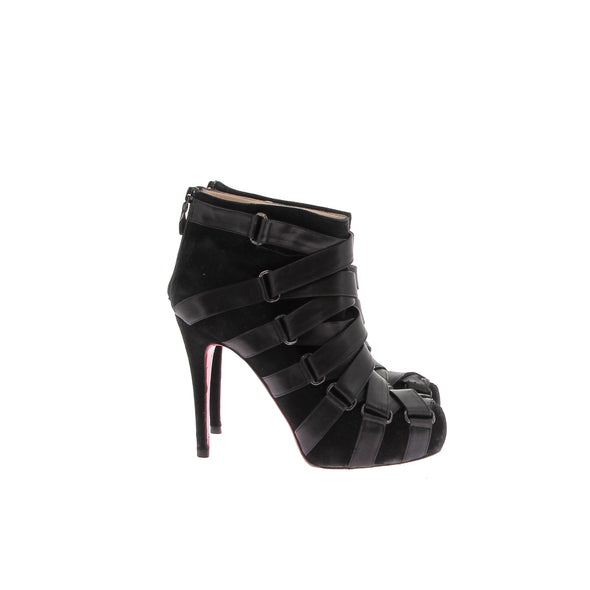 Bottines à talons noirS