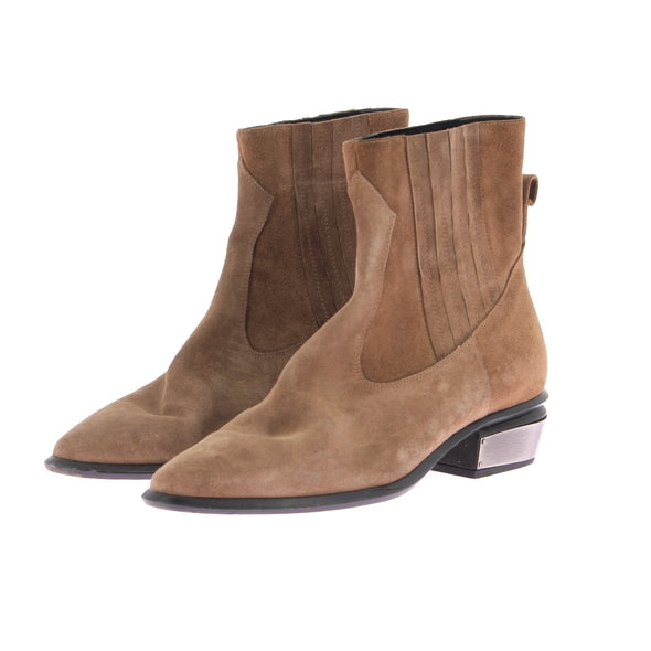 Bottes en daim marron