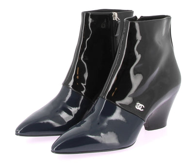 Bottines en cuir vernis noir